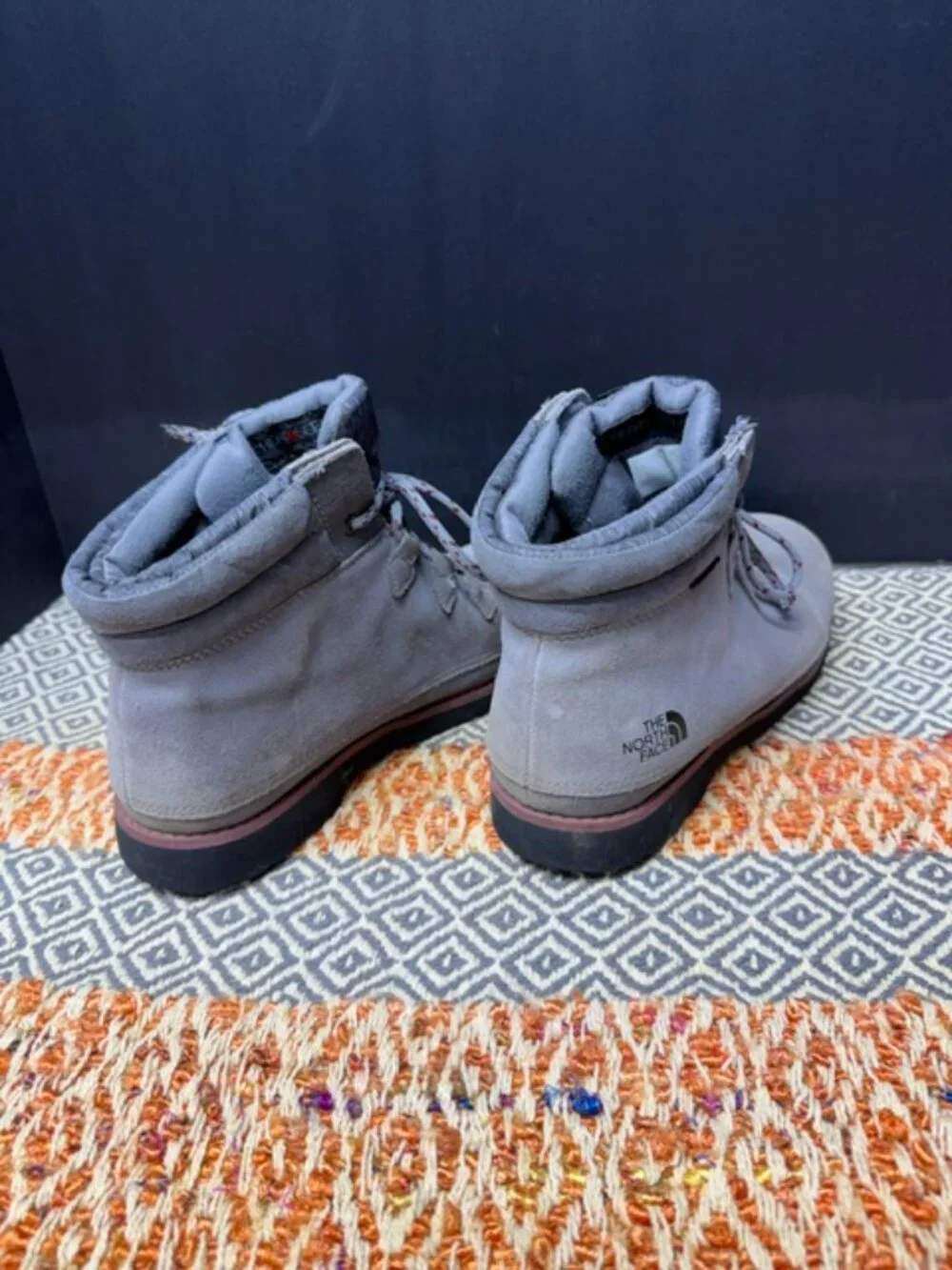 The North Face Ballard Roll Down Boots Woman's Size 9.5